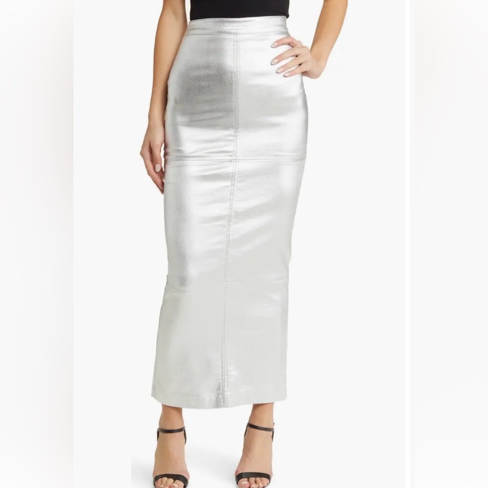 Chic Silver Pencil Skirt for Women
